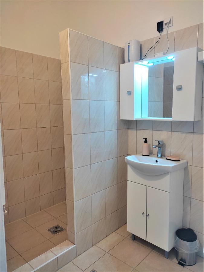 Dunapart Apartment วาค ภายนอก รูปภาพ